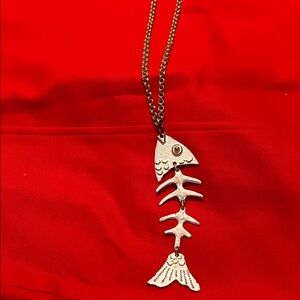 Chic Gold Fishbone Pendant Necklace